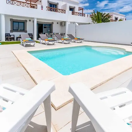 Rubi Mar Villa Playa Blanca